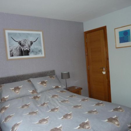 Inverness. Private Double Room With En Suite. Room Only. Kültér fotó