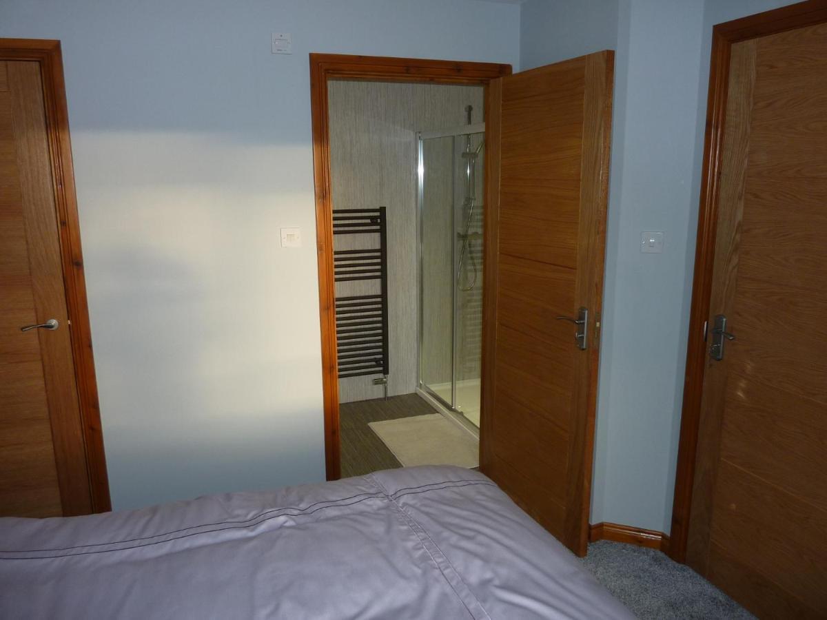 Inverness. Private Double Room With En Suite. Room Only. Kültér fotó